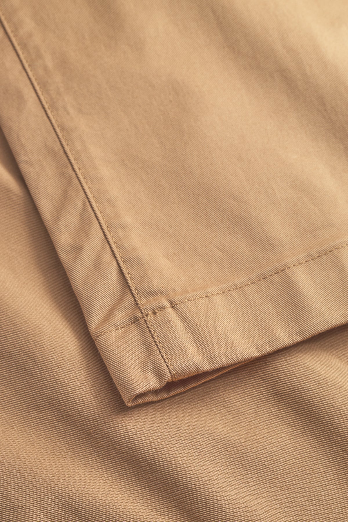 Benn Relaxed Twill Pleated Trouser