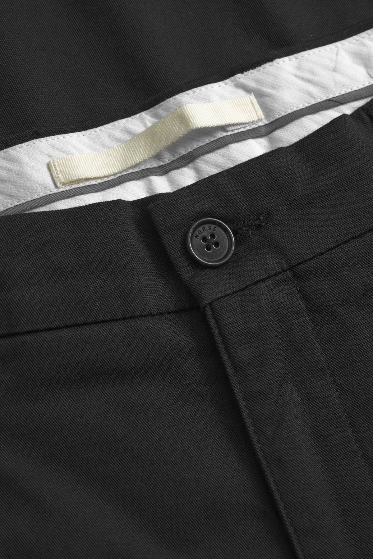 Benn Relaxed Twill Pleated Trouser