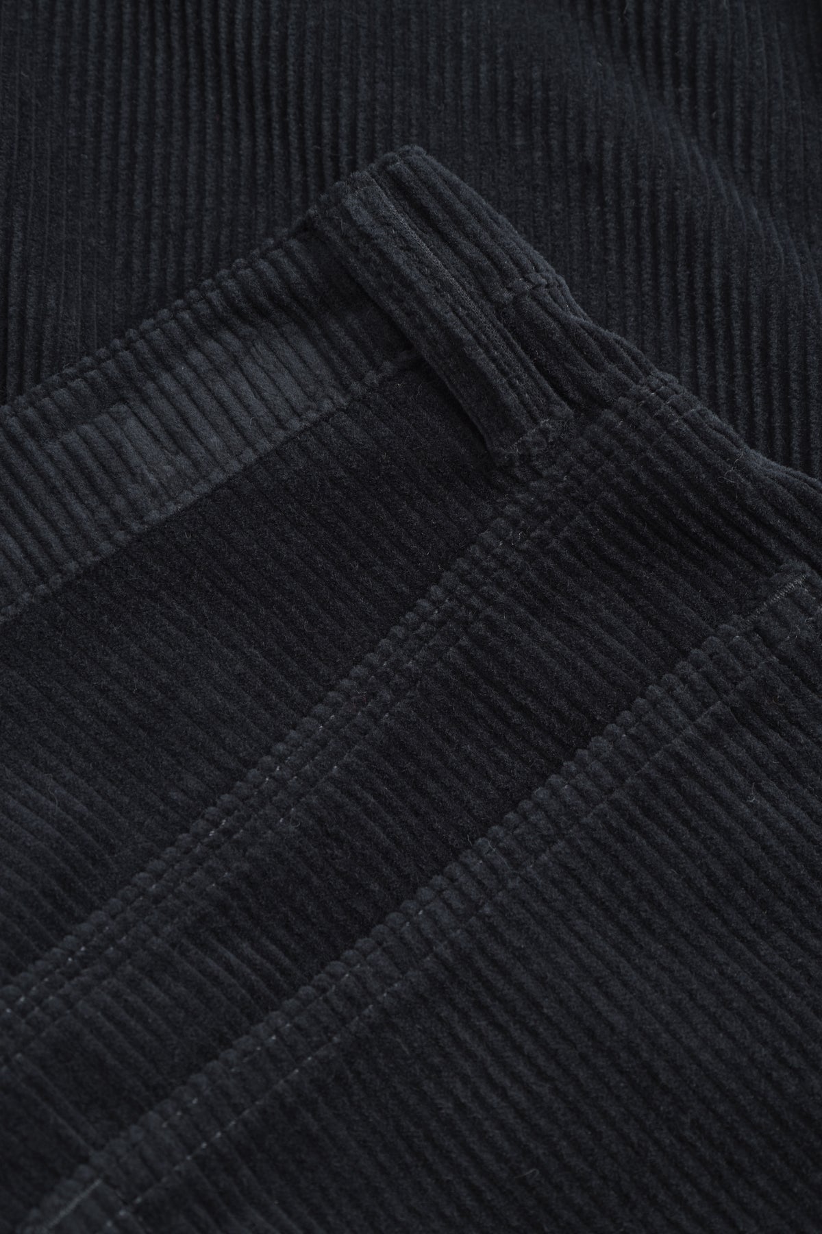 Mogens Relaxed 5 Pocket Wide Wale Corduroy