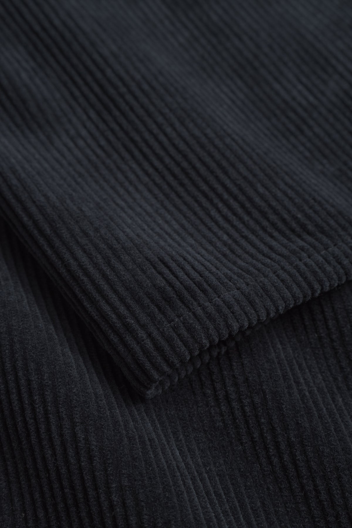Mogens Relaxed 5 Pocket Wide Wale Corduroy