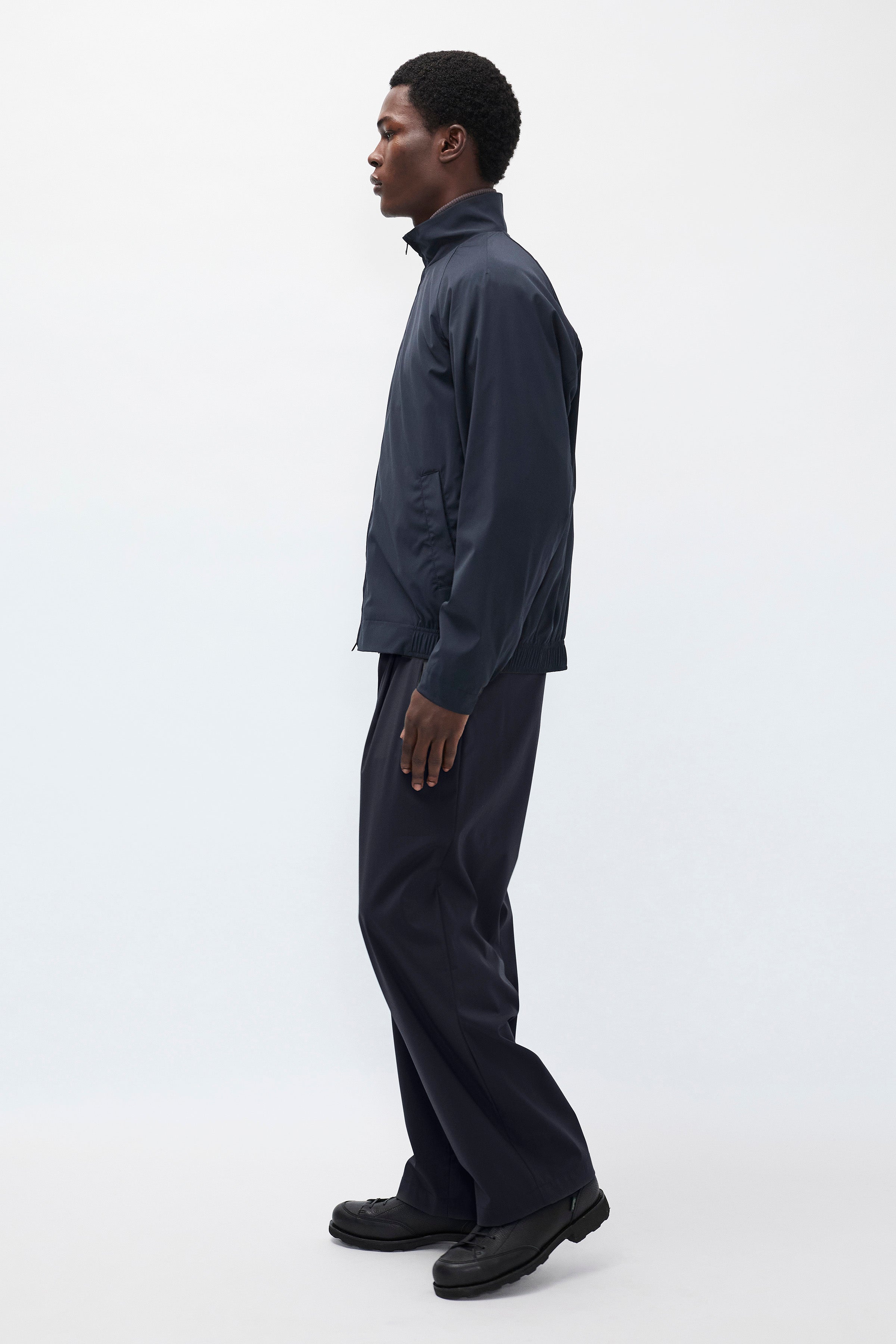 メンズウェア muta marine Cross Heat Slacks Black 6(L) MOVEFIT®︎ ロングパンツ [全5色] – muta Online Store