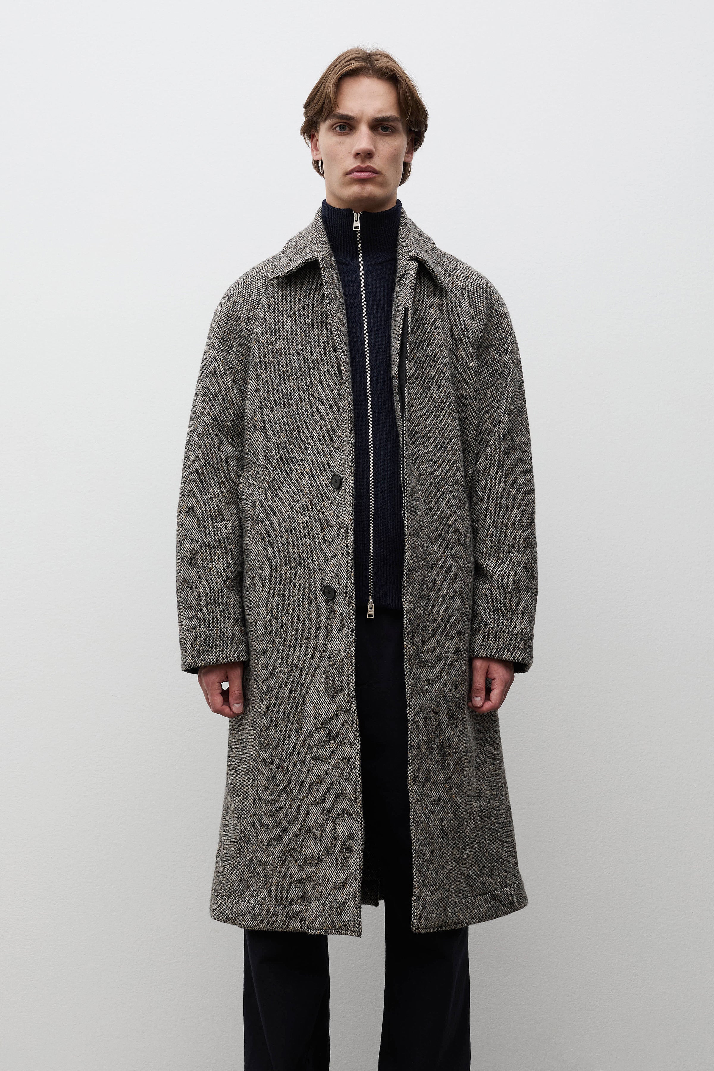 Reilstad Donegal Wool Balmacaan Raglan Coat
